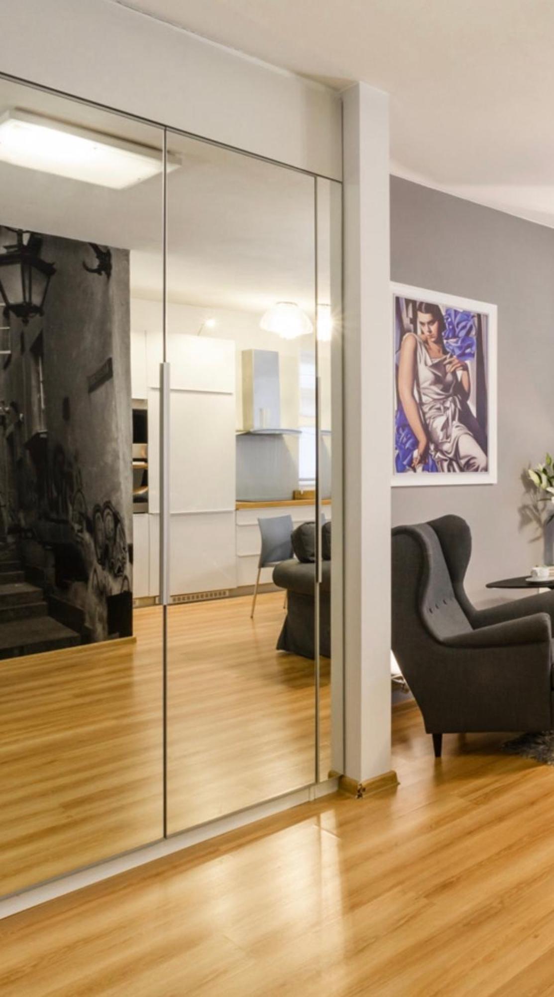 Nr 1 Europa22 Centrum Apartment Old Town Warsaw Stare Miasto Historyczna Kamienica Umiejscowiona W Zabytkowej Czesci Warszawy Obok Parku Multimedialnego I Barbakanu Parking 24H Sniadanie Opcjonaln Breakfast Optional Check In From 14 Pm Parter Ground Extérieur photo