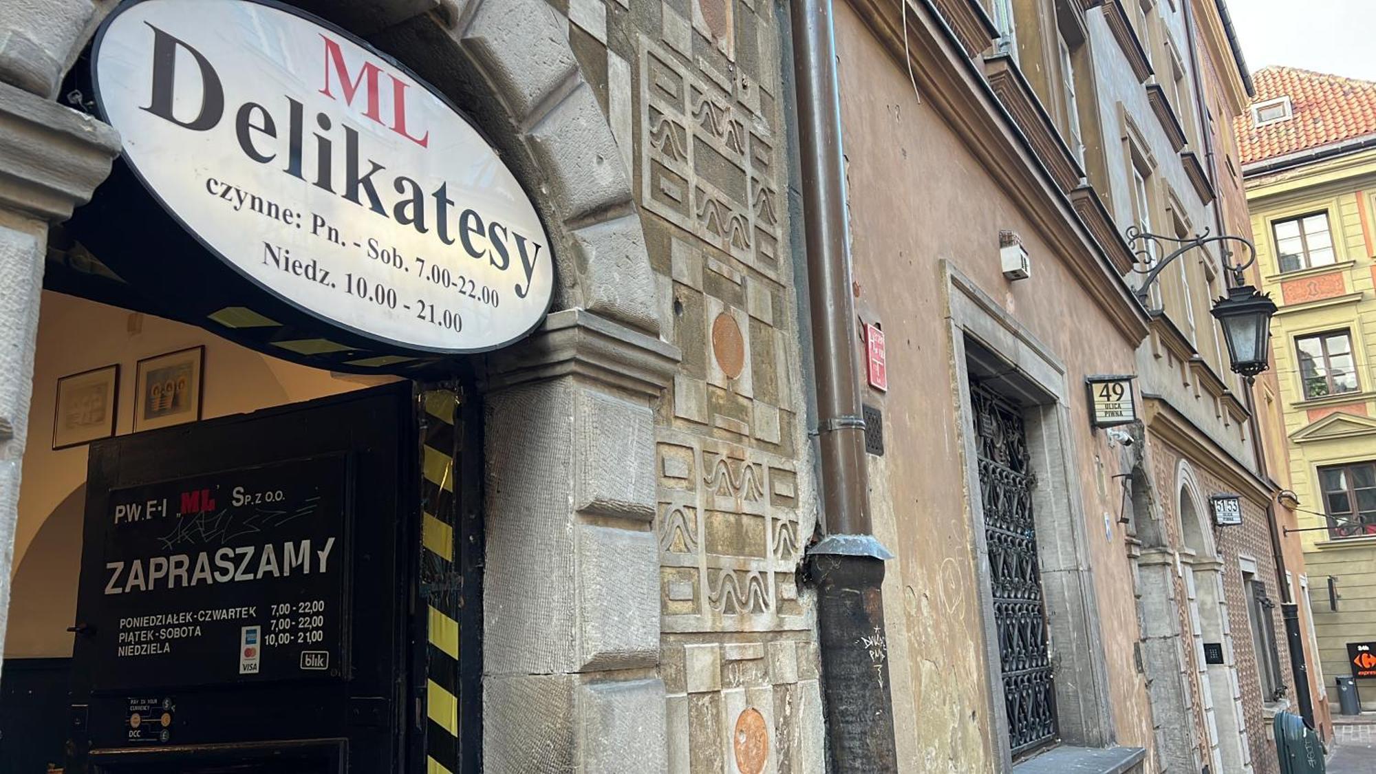 Nr 1 Europa22 Centrum Apartment Old Town Warsaw Stare Miasto Historyczna Kamienica Umiejscowiona W Zabytkowej Czesci Warszawy Obok Parku Multimedialnego I Barbakanu Parking 24H Sniadanie Opcjonaln Breakfast Optional Check In From 14 Pm Parter Ground Extérieur photo