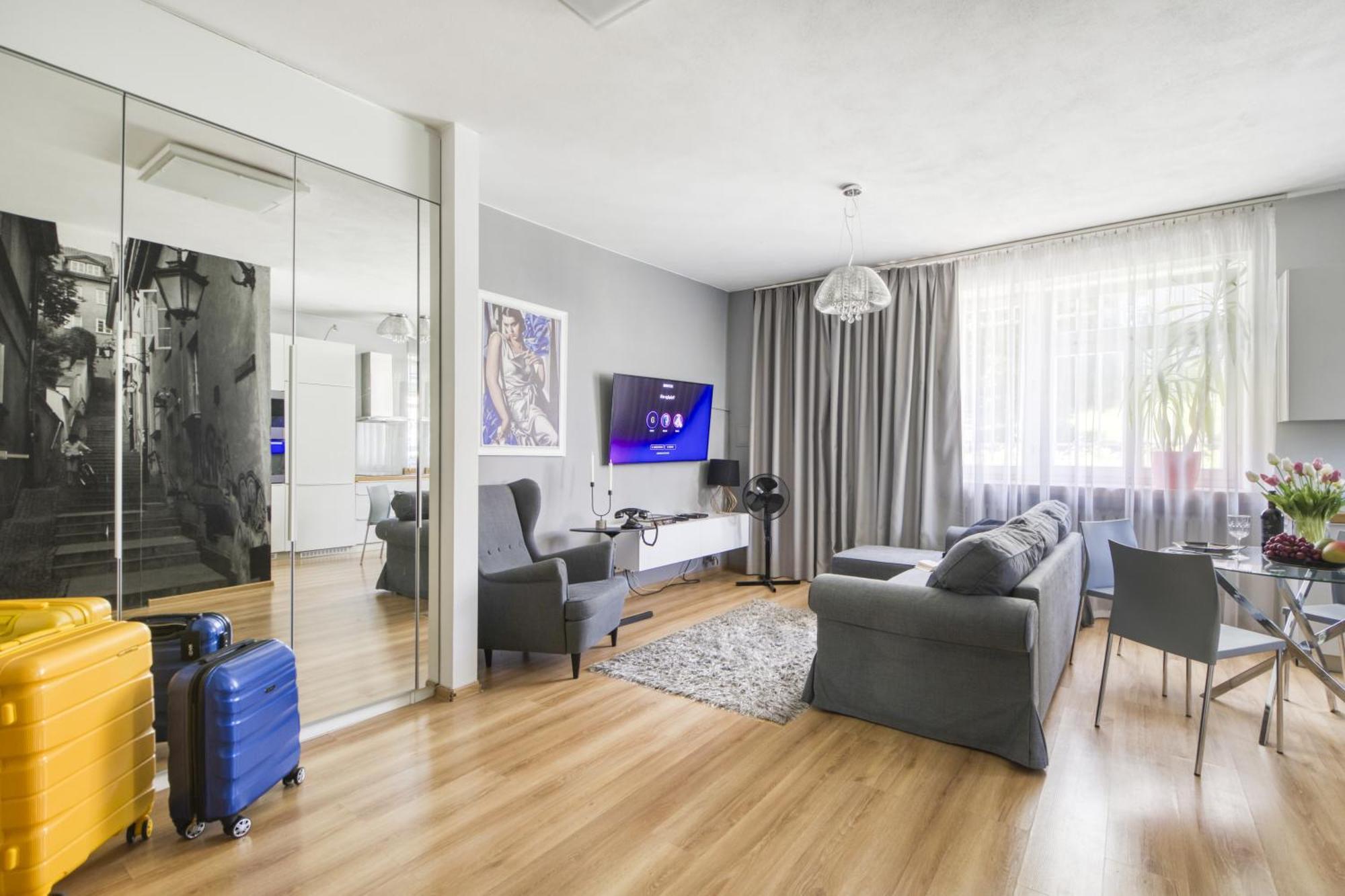 Nr 1 Europa22 Centrum Apartment Old Town Warsaw Stare Miasto Historyczna Kamienica Umiejscowiona W Zabytkowej Czesci Warszawy Obok Parku Multimedialnego I Barbakanu Parking 24H Sniadanie Opcjonaln Breakfast Optional Check In From 14 Pm Parter Ground Extérieur photo